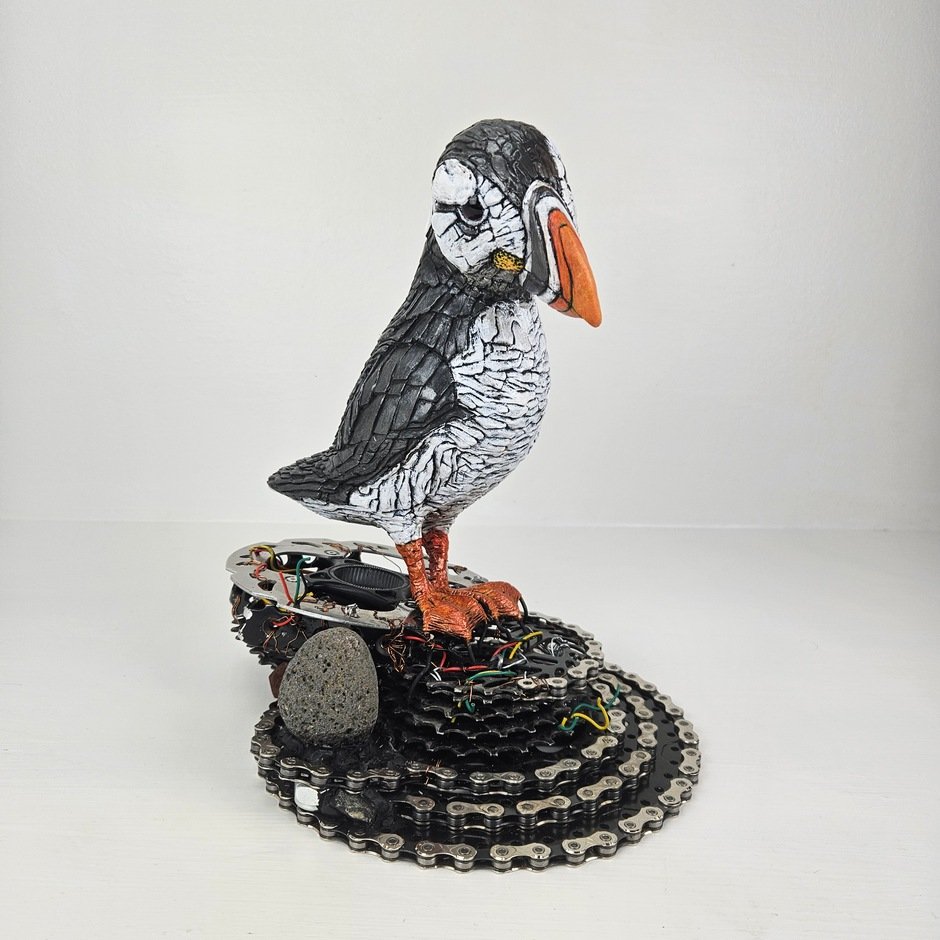 Puffin sculpture by Kristian Saapunki aka RawSculptor