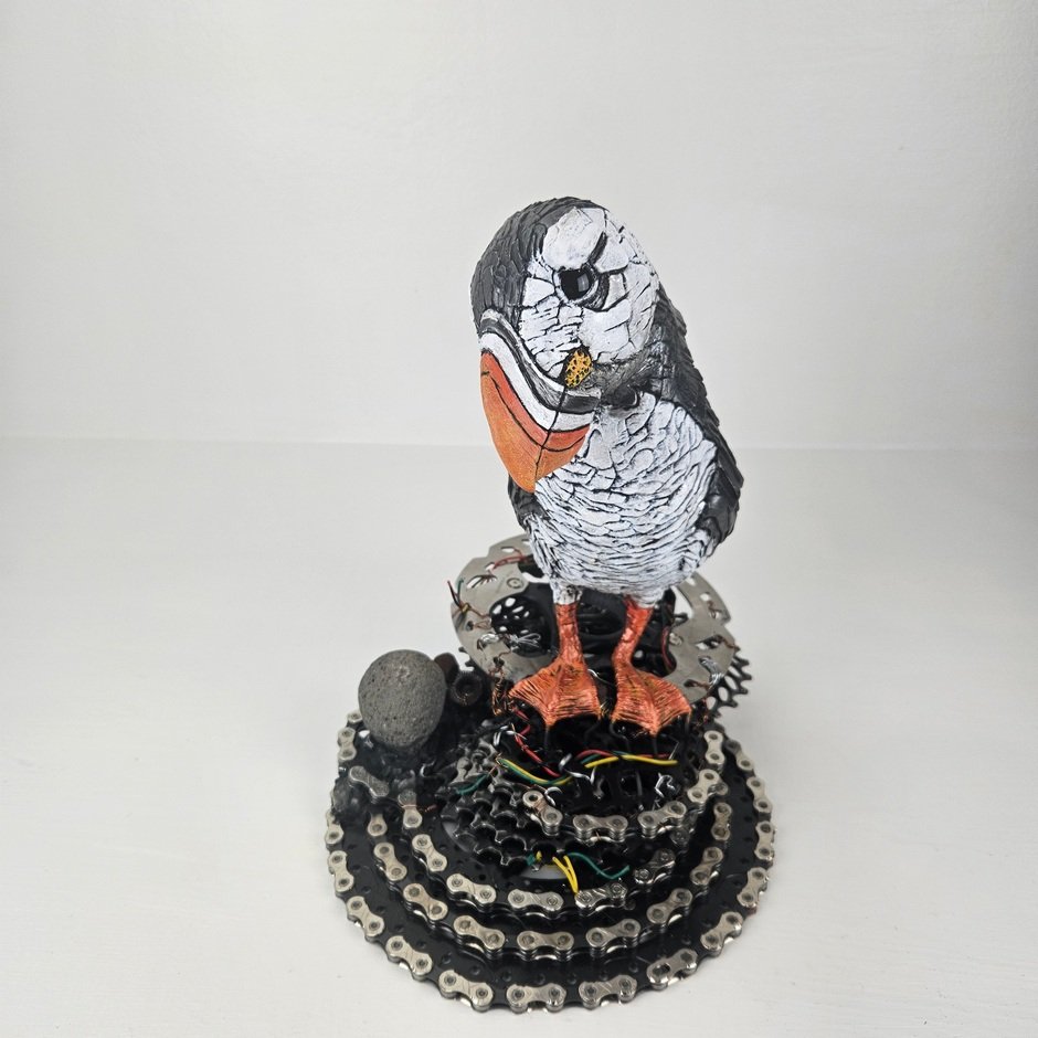 Puffin sculpture by Kristian Saapunki aka RawSculptor