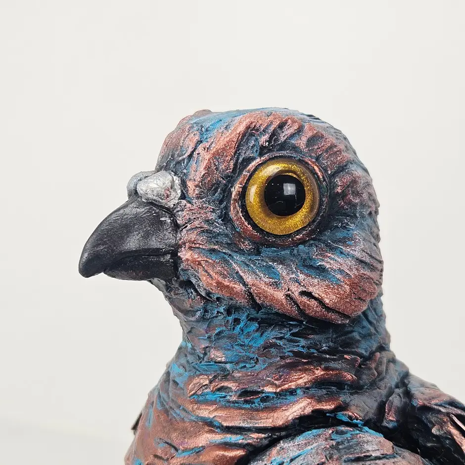 Dove sculpture by Kristian Saapunki aka RawSculptor